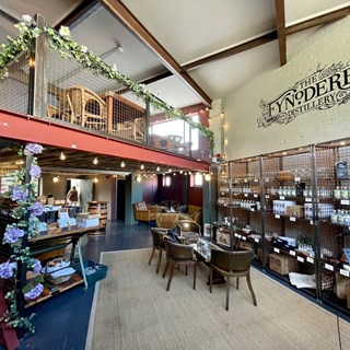 The  Fyn Bar & Shop at The Fynoderee Distillery - Ramsey