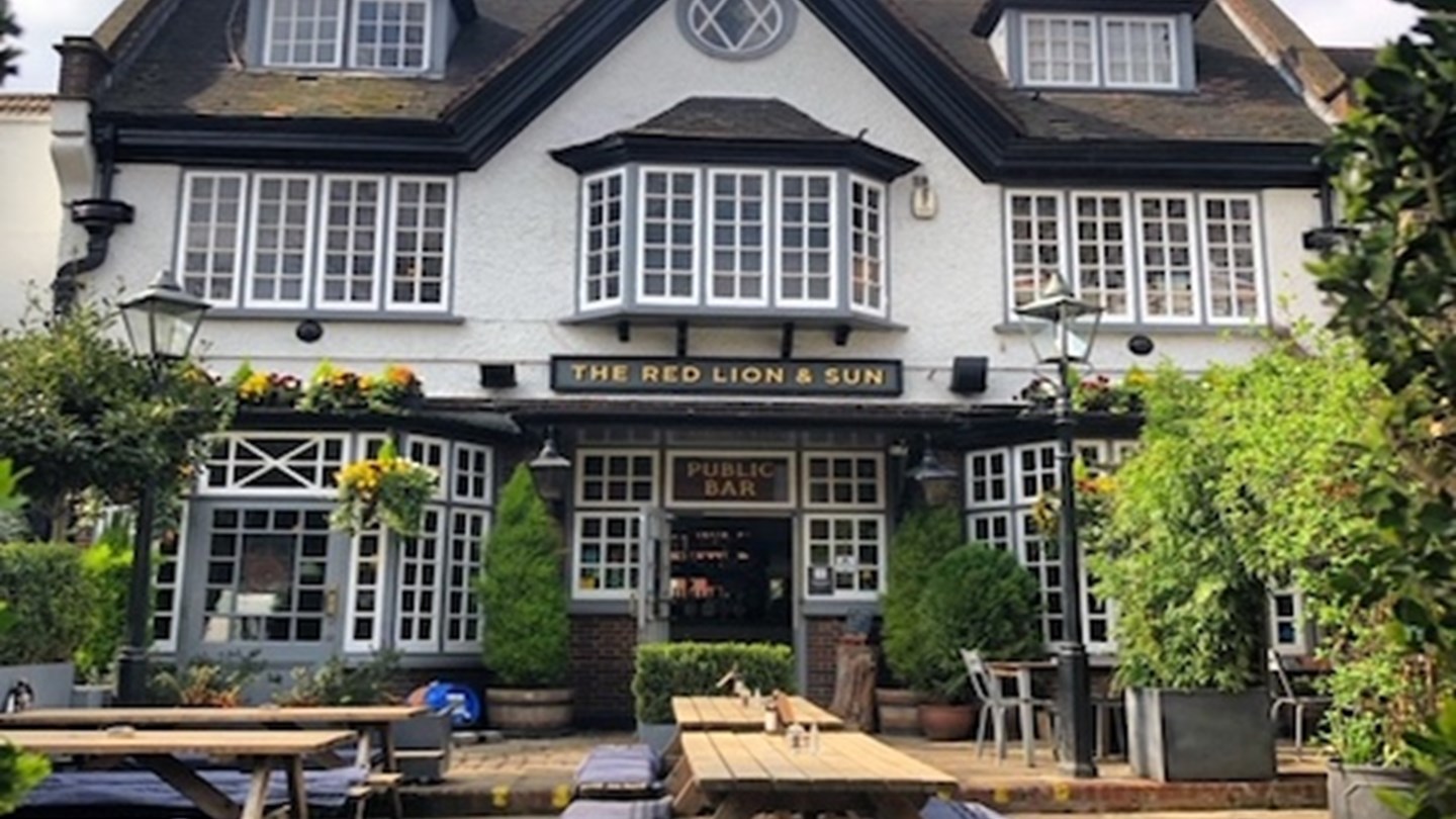 Book Online at The Red Lion and Sun | Dish Cult | Dish Cult